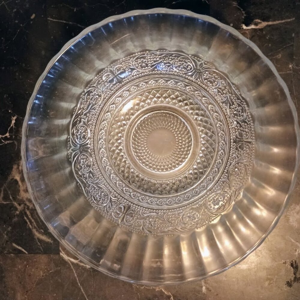 Gorgeous KIG Malaysia Fleur de Lis Pressed Glass Bowl